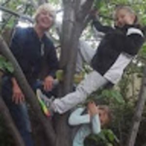 Meet your Posher, Dee